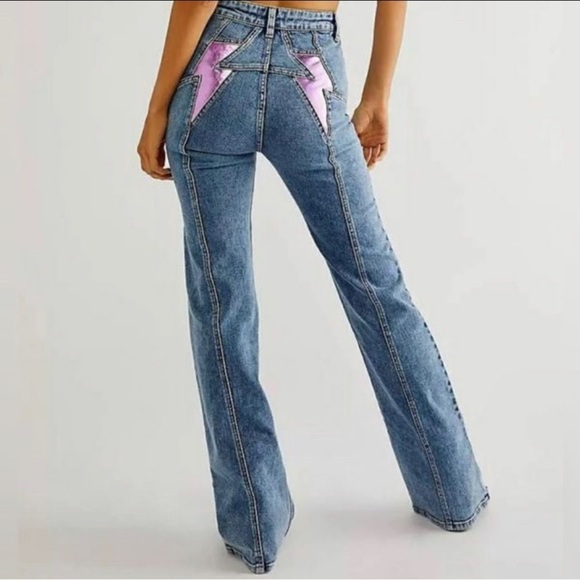 Free People Denim - Free People Women’s Electric Thunderbird flare jeans in size 32. NWOT